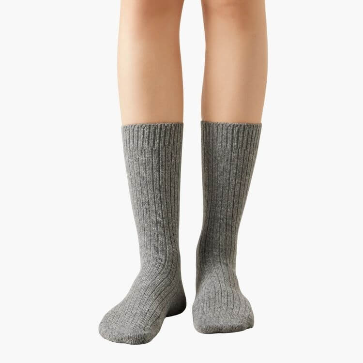 Plush wool and cashmere blend socks in a classic grey color.
