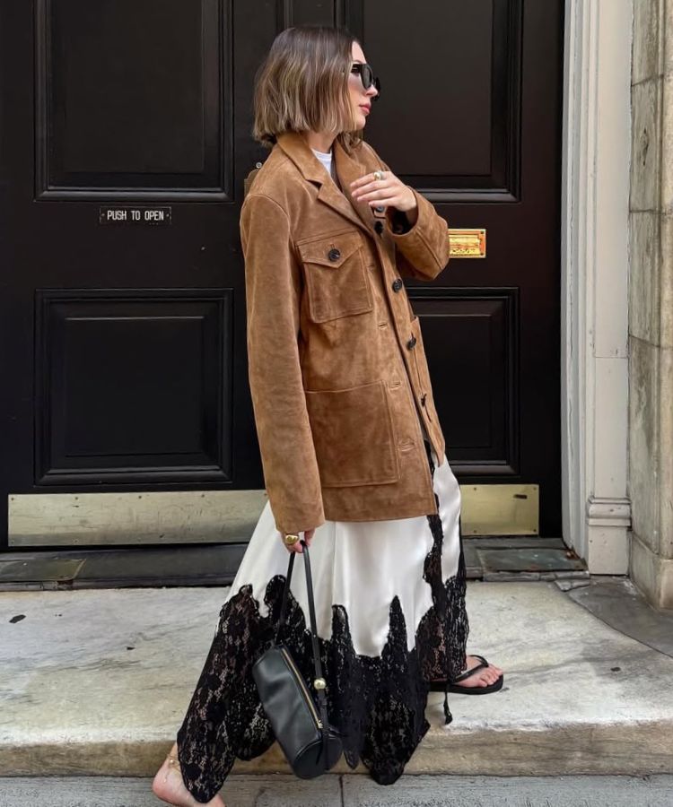 Street style influencer wearing a coordinated suede outfit for fall.