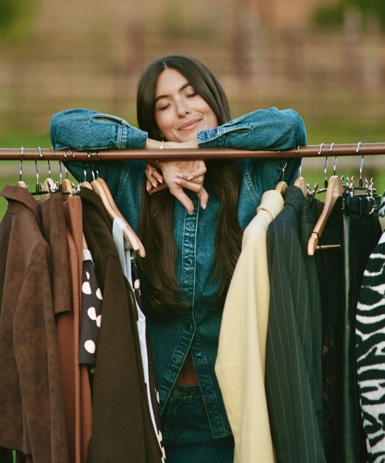 Portrait of influencer Sydney Silverman for the Dillard's collaboration